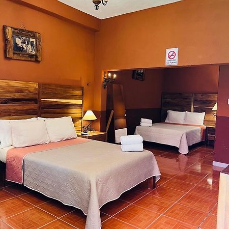 Hosteria Casa Marquez León de los Aldamas Extérieur photo