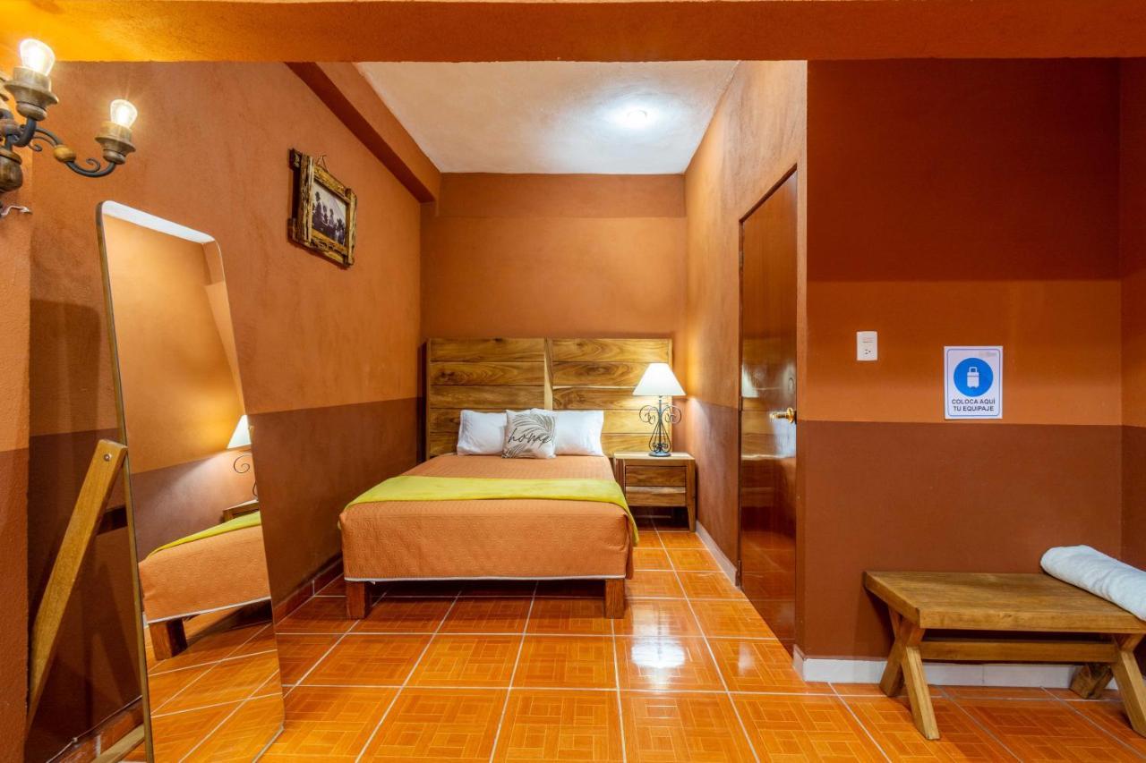 Hosteria Casa Marquez León de los Aldamas Extérieur photo