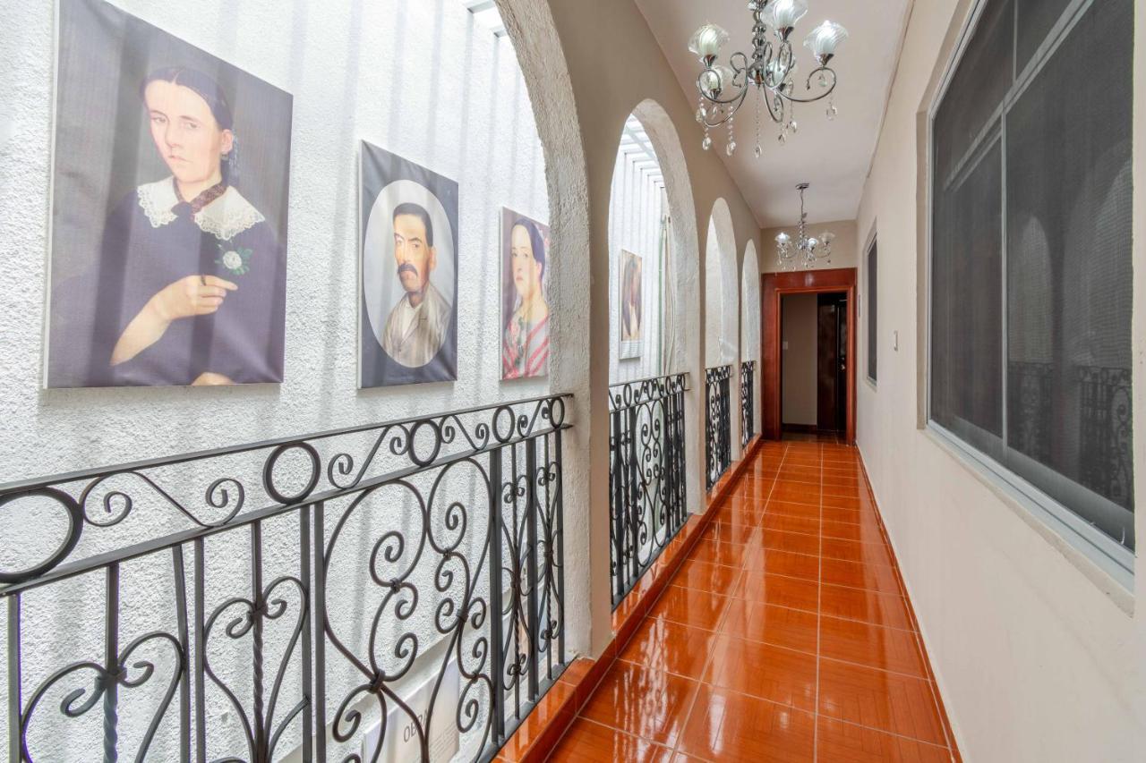 Hosteria Casa Marquez León de los Aldamas Extérieur photo