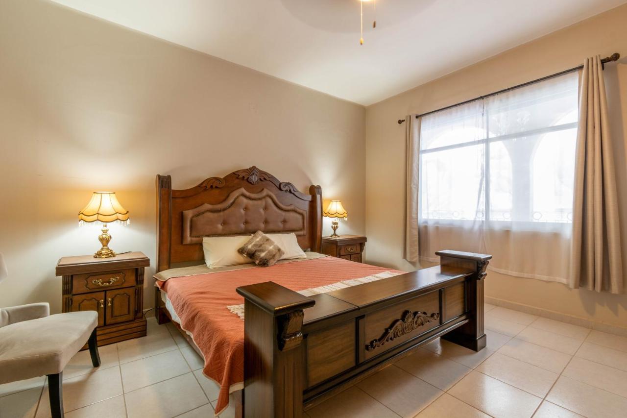 Hosteria Casa Marquez León de los Aldamas Extérieur photo