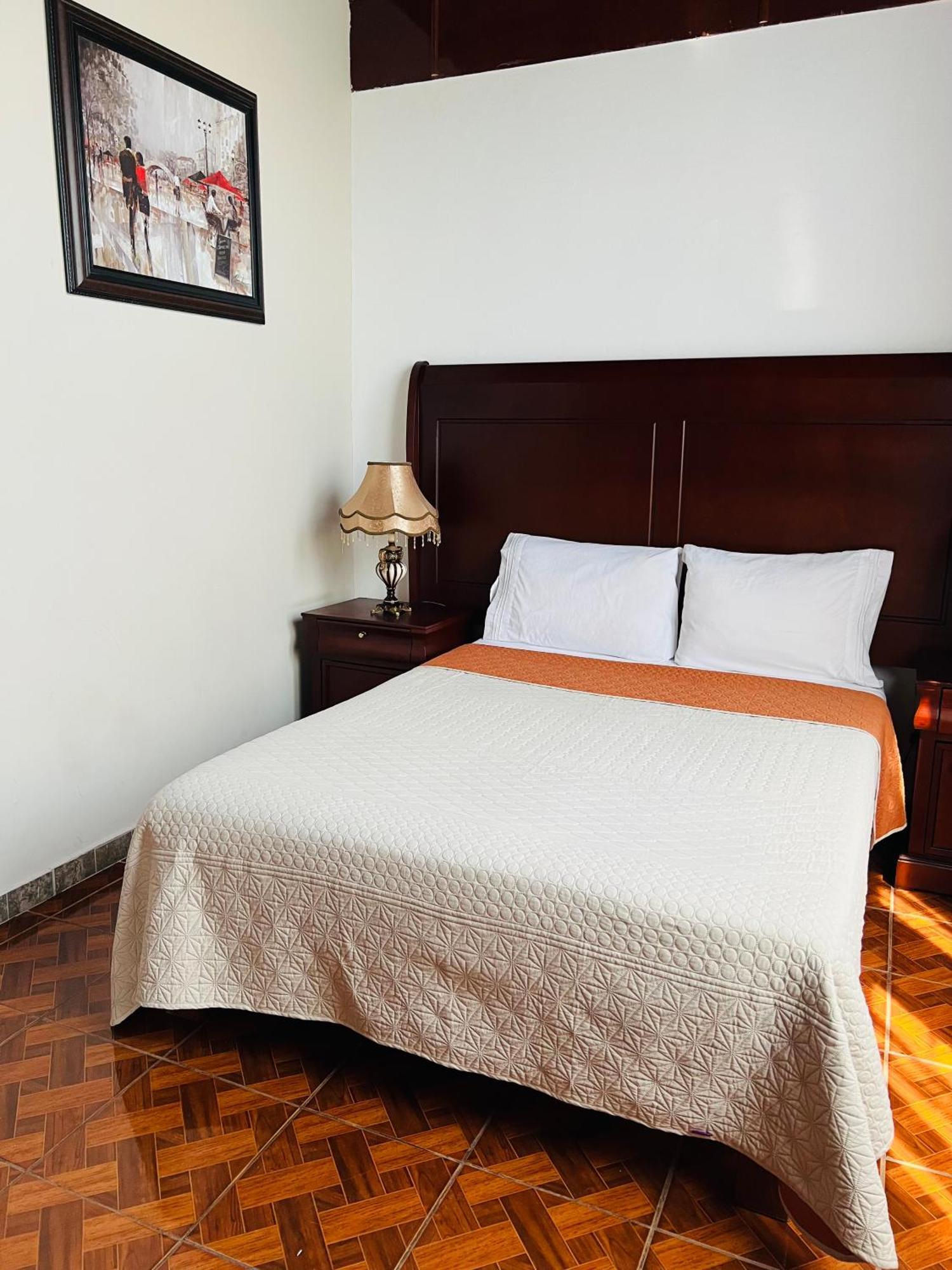 Hosteria Casa Marquez León de los Aldamas Extérieur photo